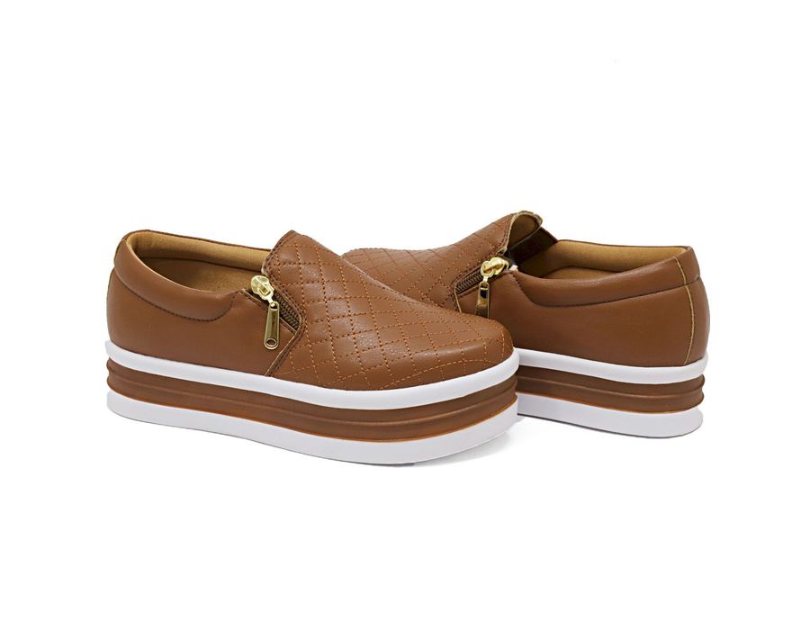 SlipOn Feminino Matelasse Ziper Lateral DK Shoes Caramelo