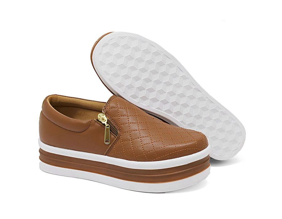 SlipOn Feminino Matelasse Ziper Lateral DK Shoes Caramelo