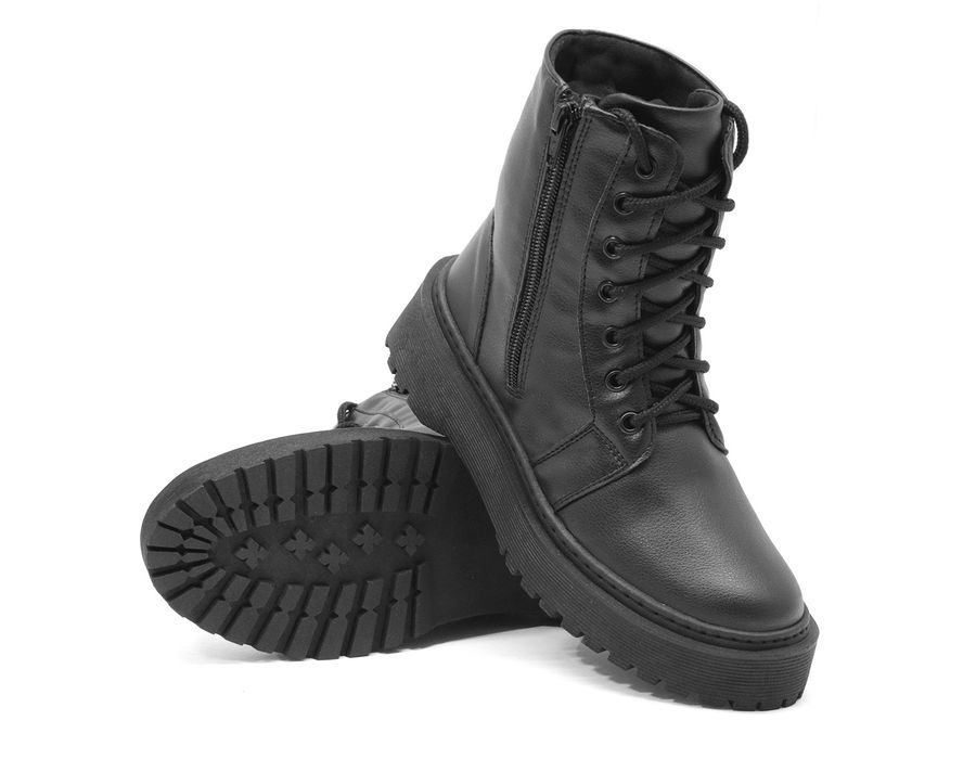 Coturno Botinha Tratorado com Zíper DK Shoes Preto 