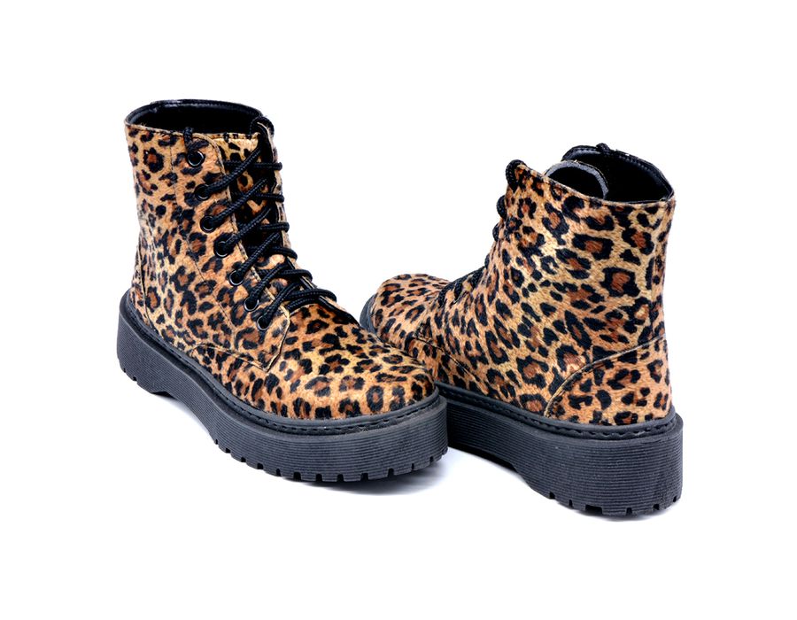 Coturno Botinha Tratorado Dk Shoes Cano Baixo Onça