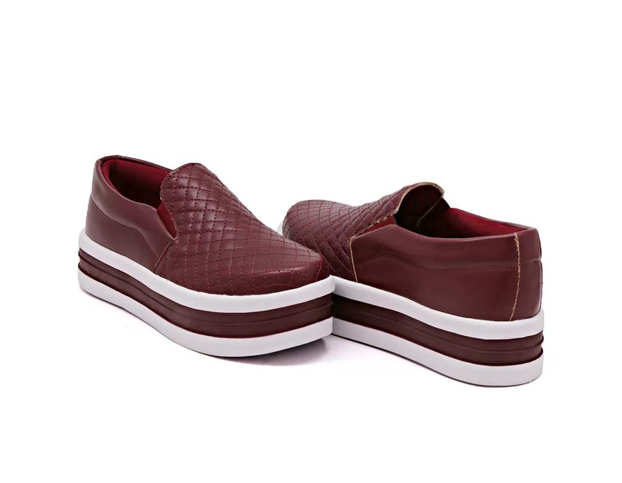 Tênis Dk Shoes Slip On Costura Matelassê Flat Form Bordo