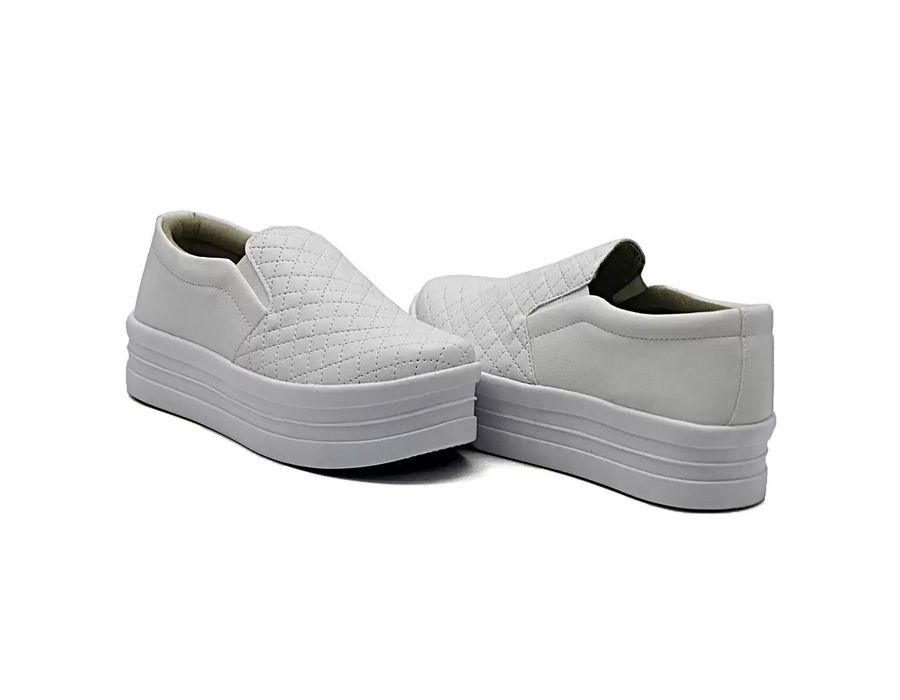 Tênis Dk Shoes Slip On Costura Matelassê Flat Form Branco