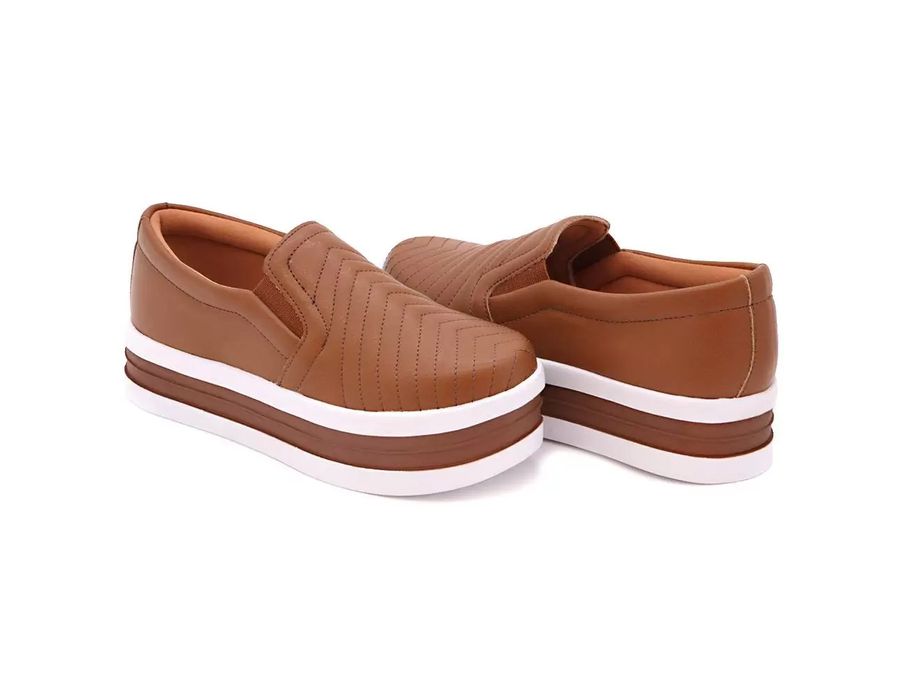 Tênis Slip On Costura Frontal Flat Form Dk Shoes Caramelo
