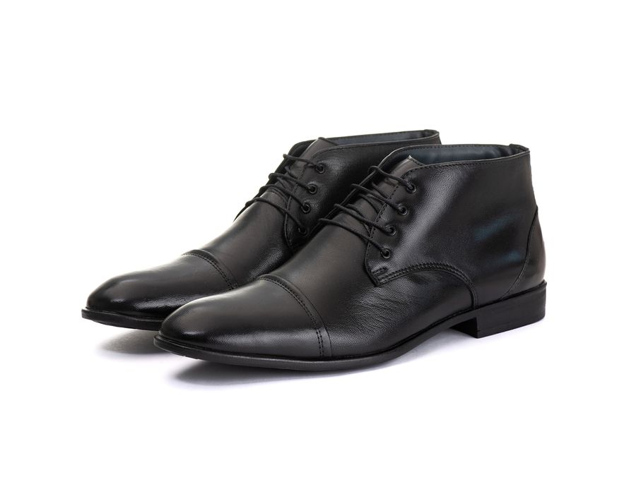 Bota Derby Social Masculina Santiago em Couro de Carneiro Preto