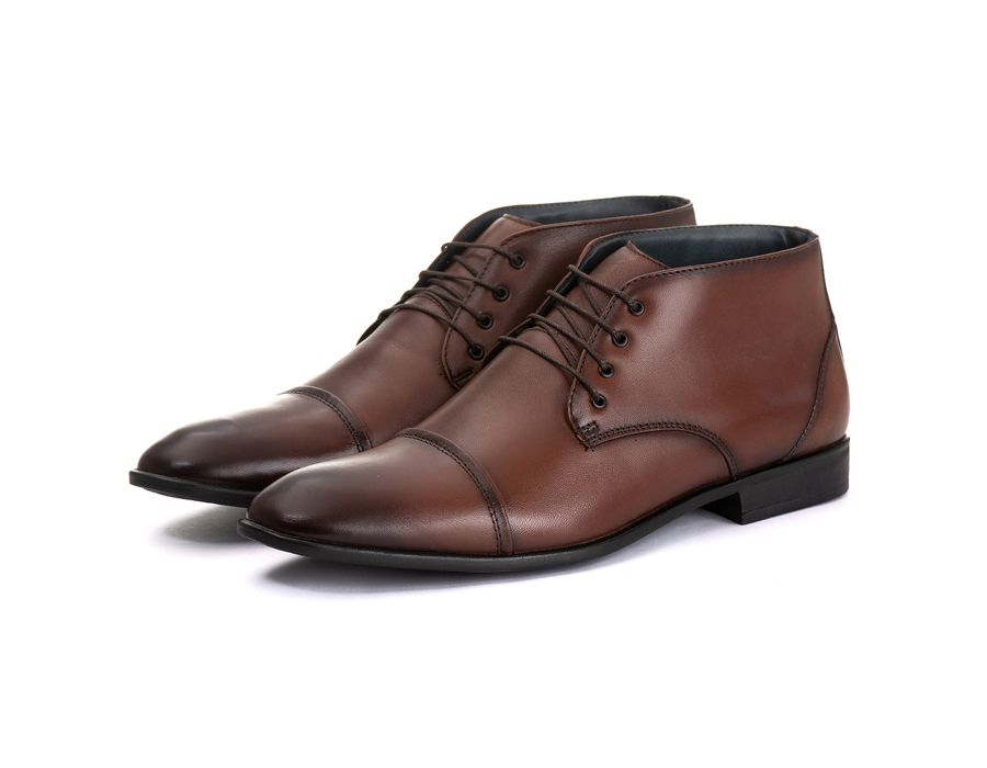 Bota Derby Social Masculina Santiago em Couro de Carneiro Mouro