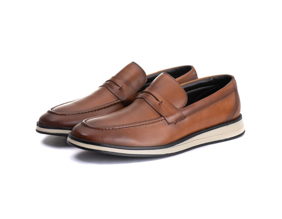 Sapato Masculino Loafer Slip On Sport em Couro Bovino Whisky