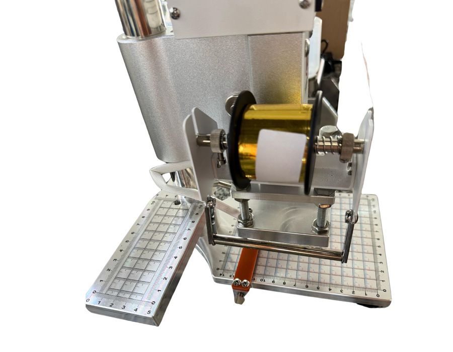 Maquina de Carimbar Manual Elétrica C/ Mesa Milimetrada | MARCOMAQ
