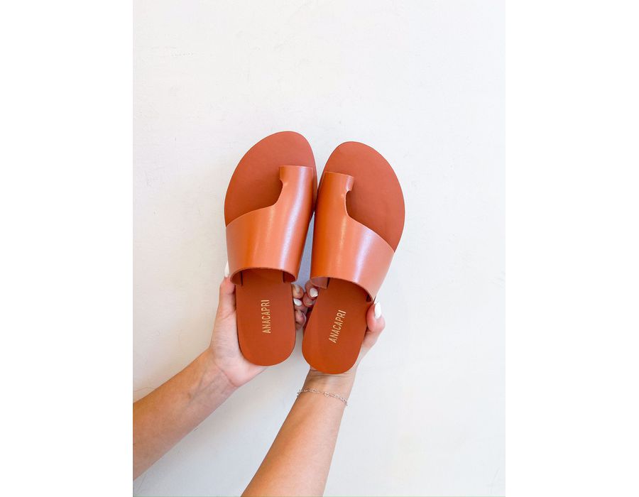 Rasteirinha Iana CARAMELO - 0007520011 - Morena Brasil Shoes