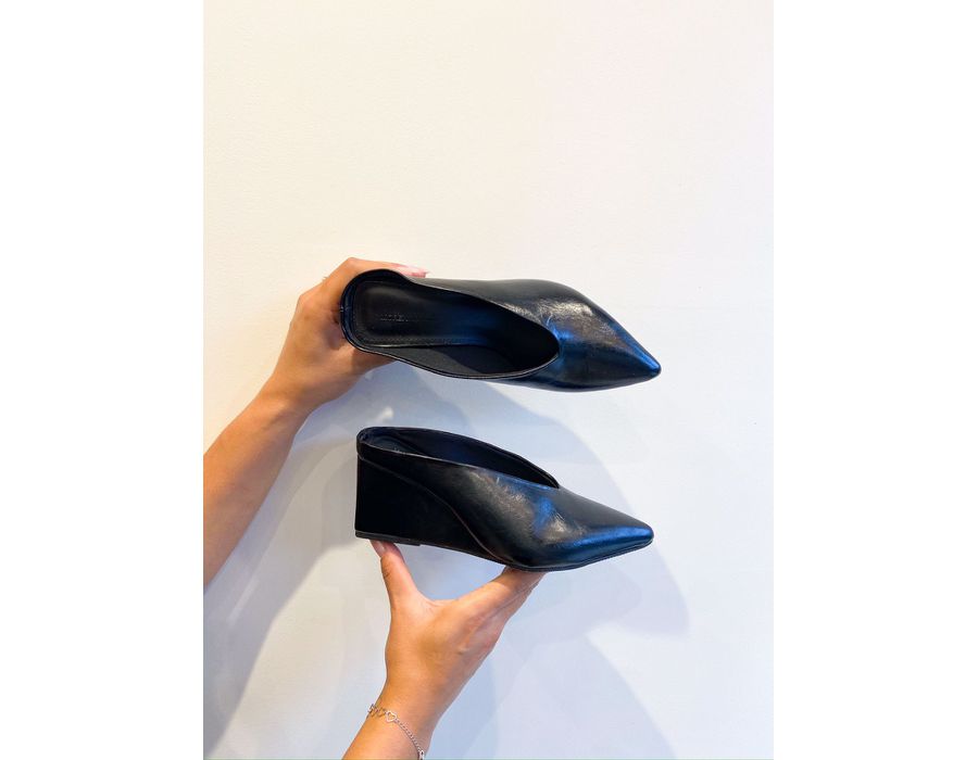 Scarpin Serena PRETO - 0008500001 - Morena Brasil Shoes