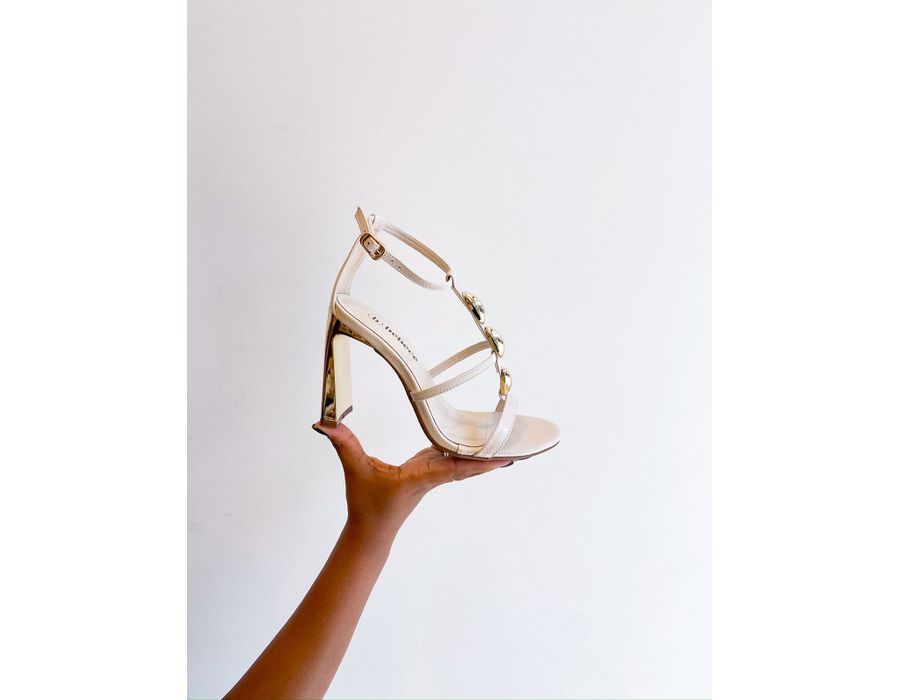 Sandalia Hellen OFF/DOURADO - 0008310095 - Morena Brasil Shoes