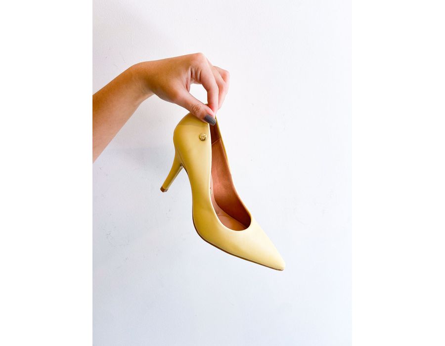 SCARPIN RENATA AMARELO MANTEIGA - 0000090092 - Morena Brasil Shoes