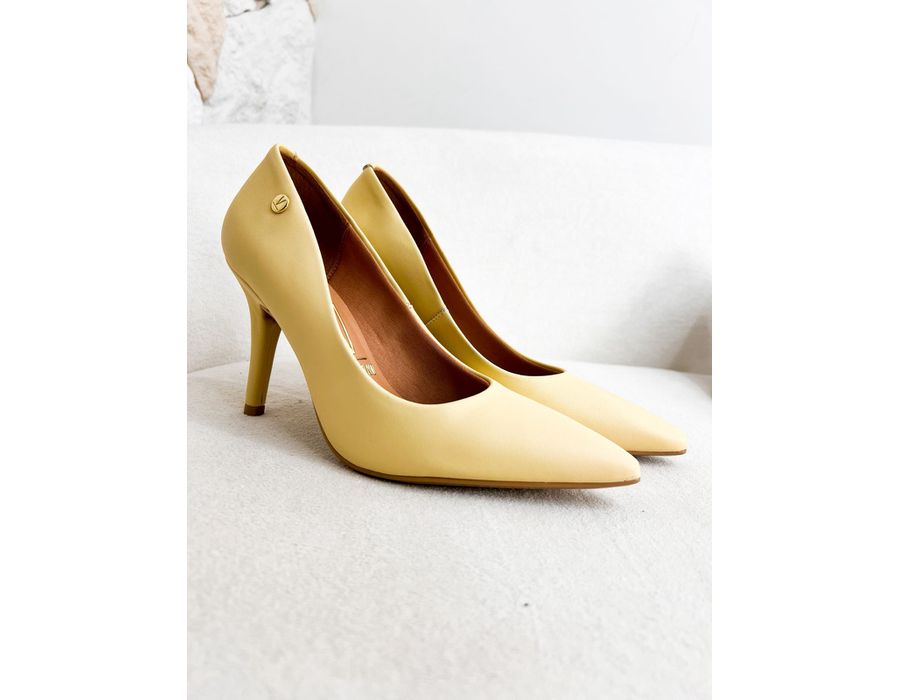 SCARPIN RENATA AMARELO MANTEIGA - 0000090092 - Morena Brasil Shoes