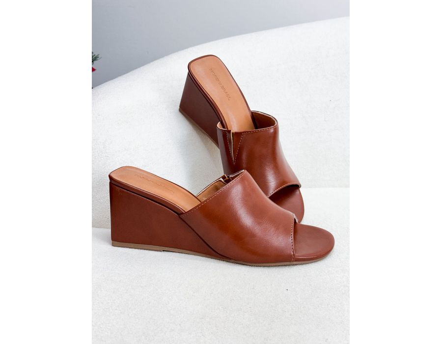 Tamanco Daisy MARROM - 0009550010 - Morena Brasil Shoes
