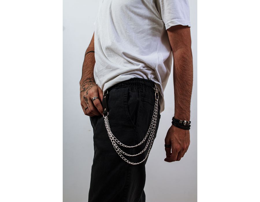 Acessório Corrente Tripla com Couro Sintético para Calça/Saia Prateado