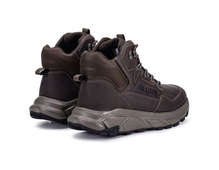 Bota Adventure Café