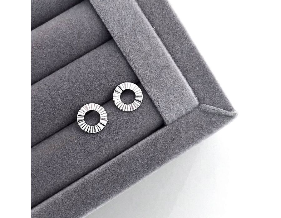 Brinco Circulo Trabalhado Prata 925 - 6038 - MEDALS STORE