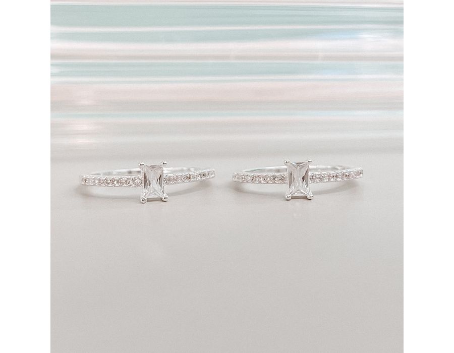 Anel Solitário Tati Cravejado Prata 925 - 8238A - MEDALS