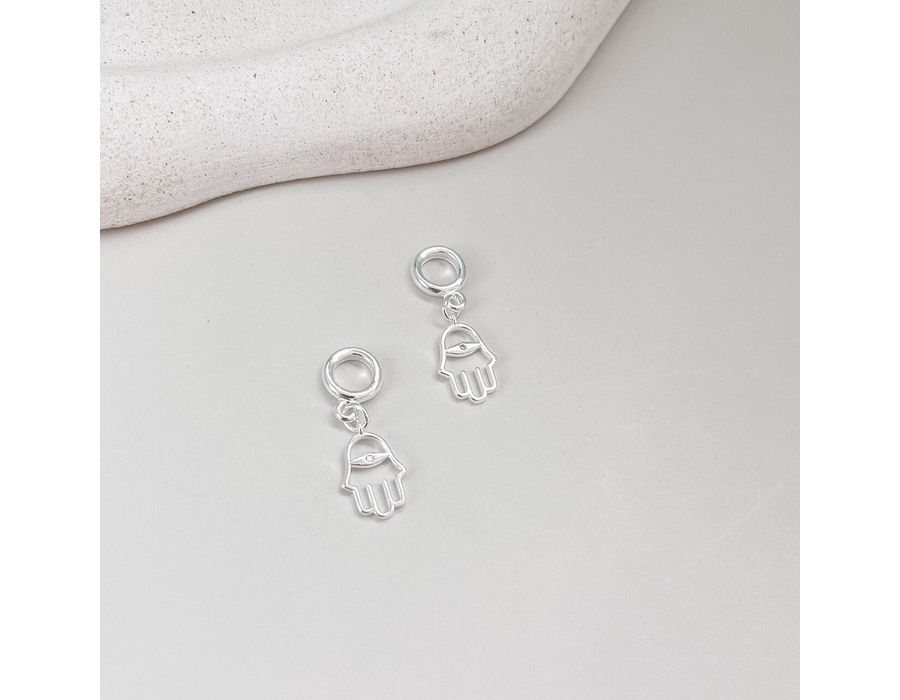 Berloque Mão De Iansã Vazada Prata 925 - 8082 - MEDALS STORE
