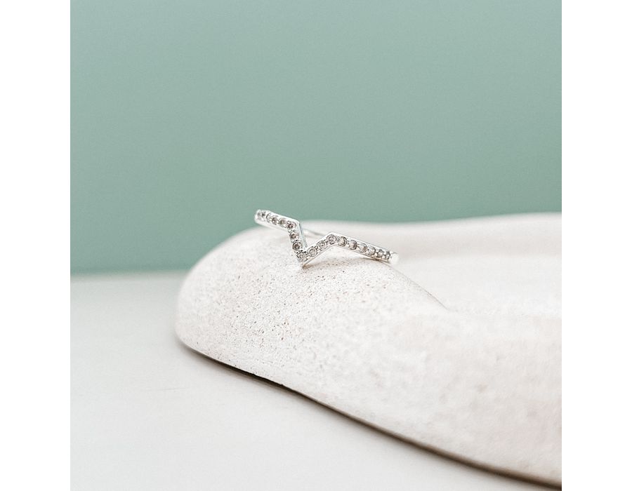 Anel V Cravejado Prata 925 - 8556 - MEDALS