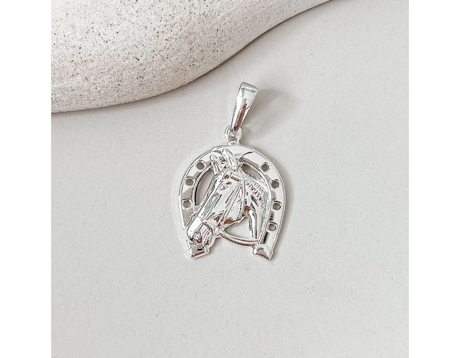 Pingente Cavalo Com Ferradura Prata 925 - 8538 - MEDALS