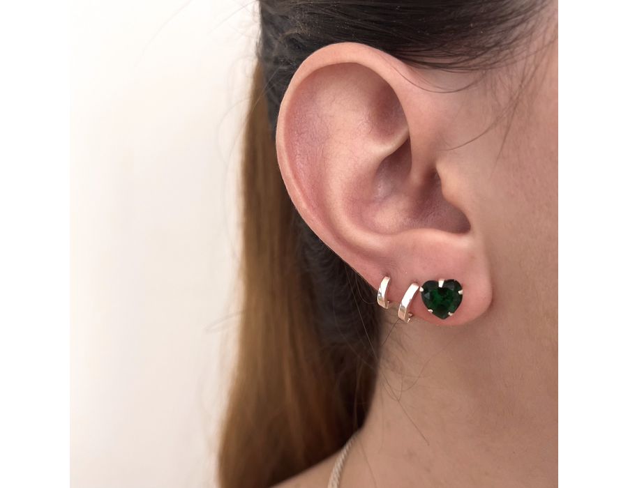 Brinco Solitario Coração Esmeralda 8mm Prata 925 -... - MEDALS STORE