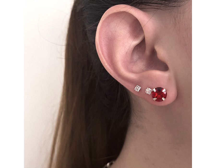 Brinco Solitario Vermelho 8 mm Prata 925 - 6037 - MEDALS STORE