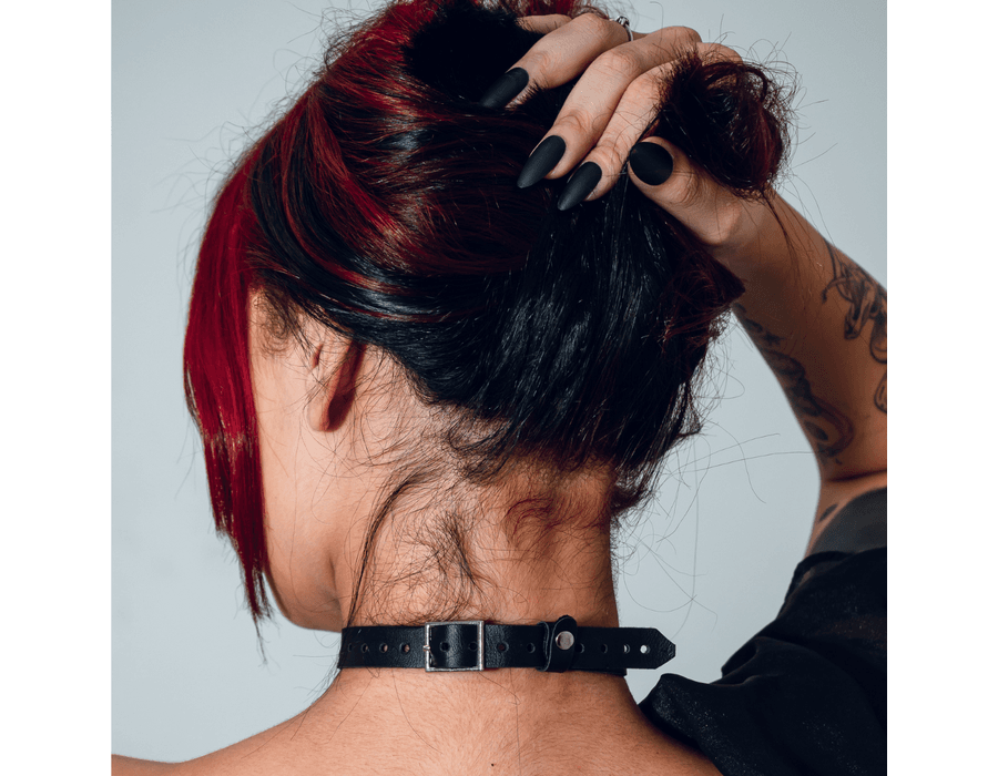 Choker Gargantilha com Pingente de Cadeado Prateado