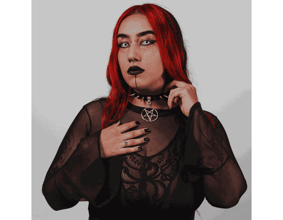 Choker Gargantilha com Pingente de Pentagrama e Spike 