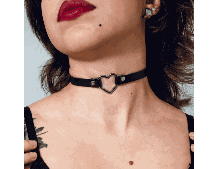Choker Gargantilha com Pingente de Coração