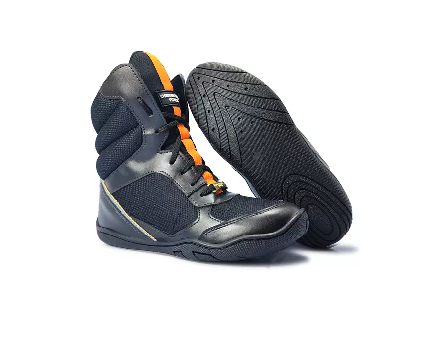 Bota de Treino Cheia de Marra Leg Press Preto e Laranja | CHEIA DE MARRA