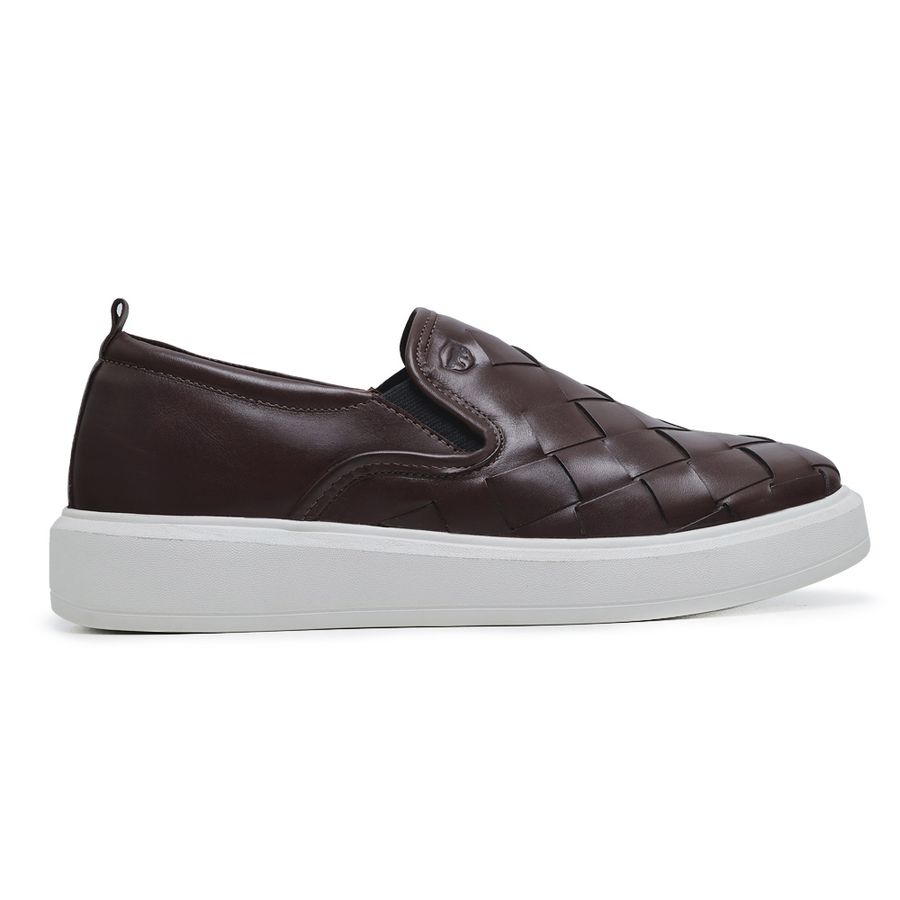 Slip On Couro Tressê Café Cloud
