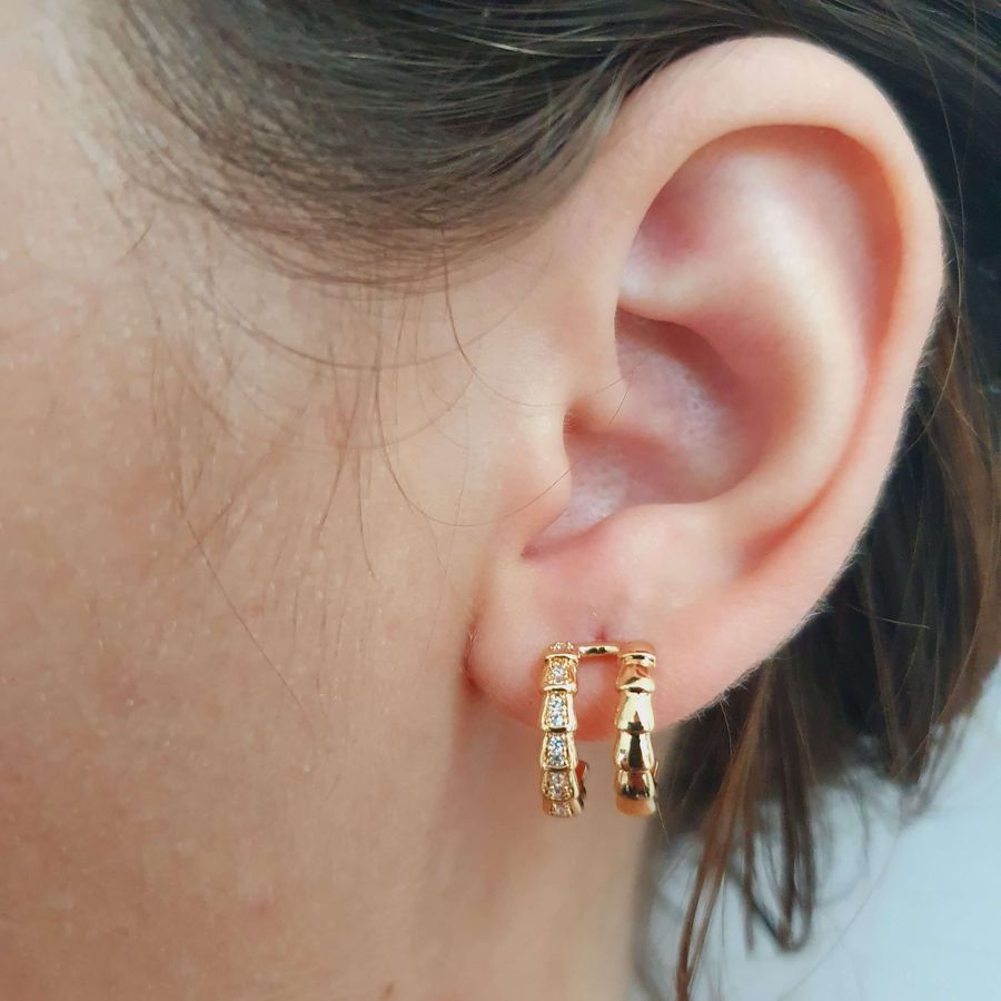 Mini Argola Zircônia Dourada 