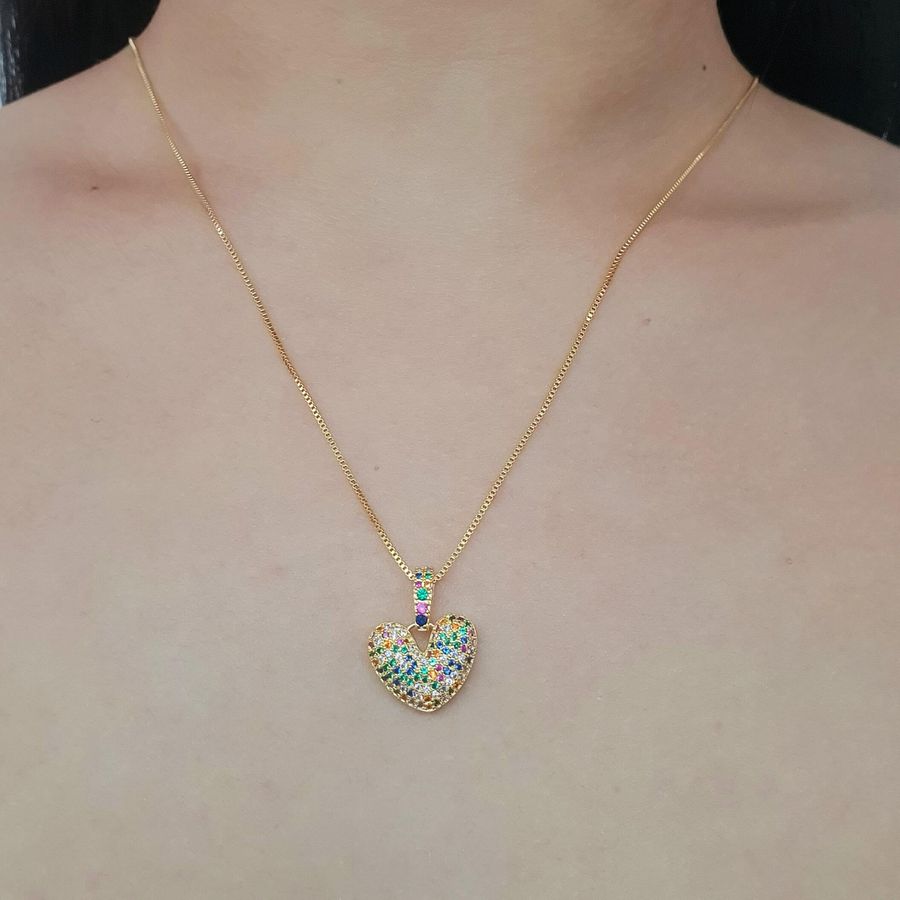 Colar Folheado a Ouro 18K Com Zircônia Coração Colorido 