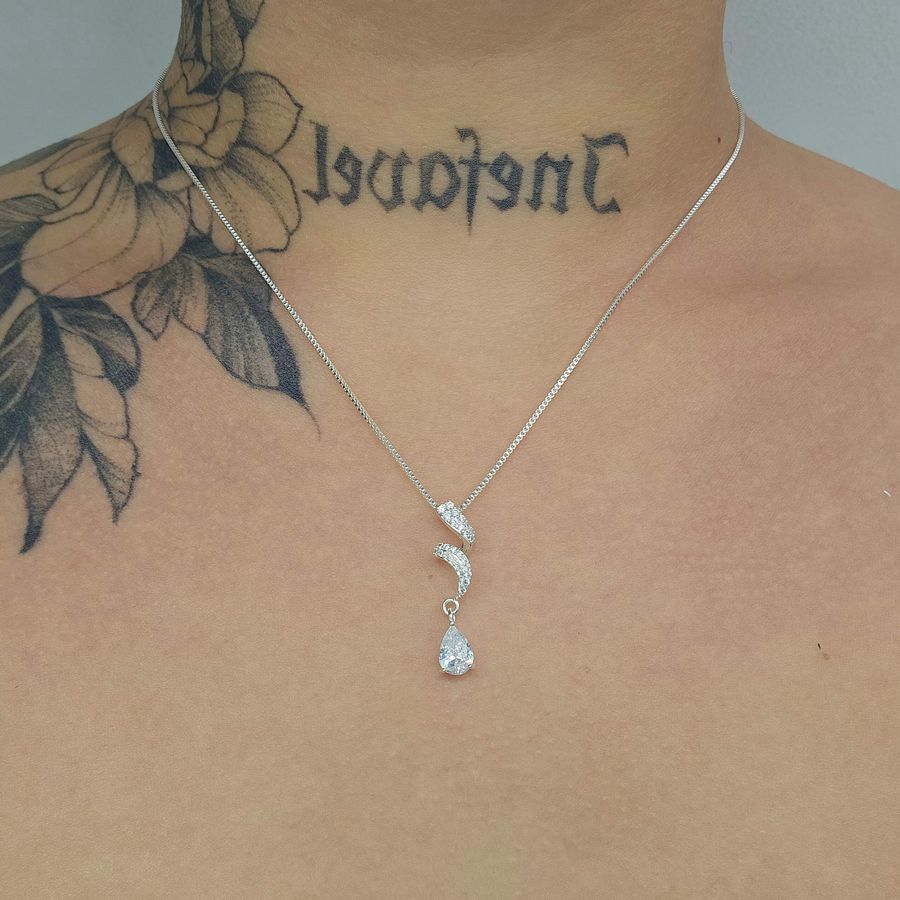 Colar Folheado a Prata 925 Com Zircônia Cravejada Gotinha 