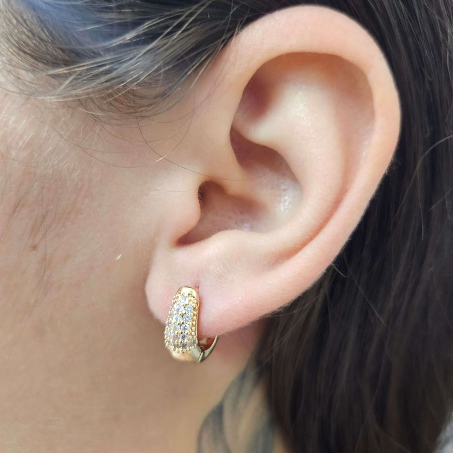 Mini Argola Com Zircônia Oval Dourado 