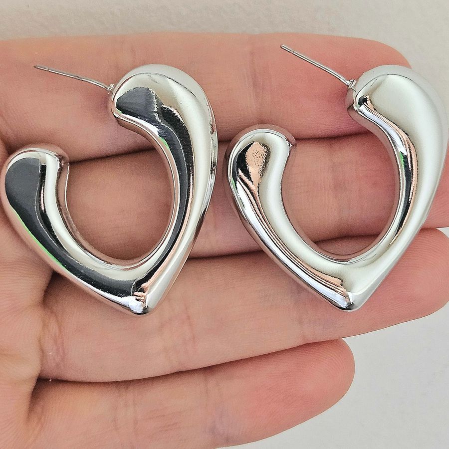 Argola Folheada a Prata 925 Triangular