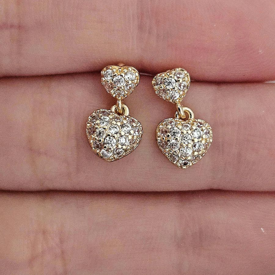 Brinco Com Zircônia Coração Dourado 