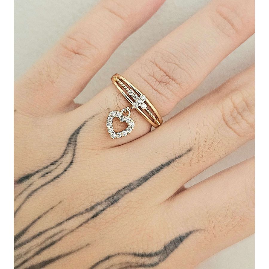 Anel Cravejado Em Zircônia Coração Dourado 