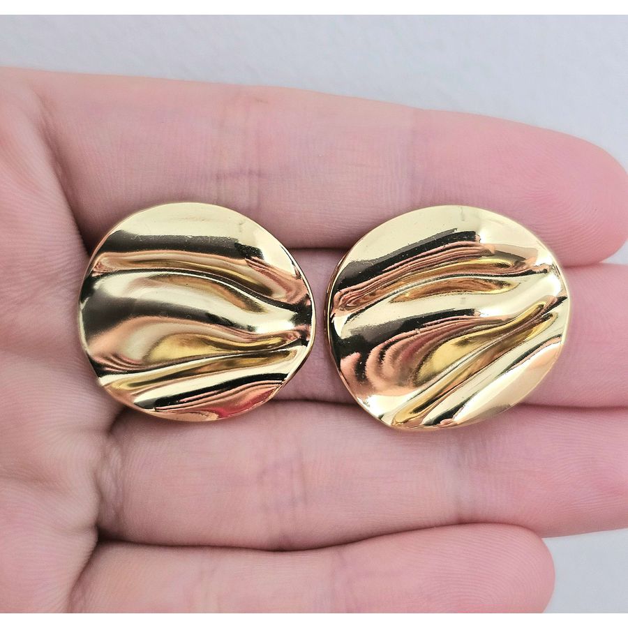 Brinco Folheado a Ouro 18K Detalhado 