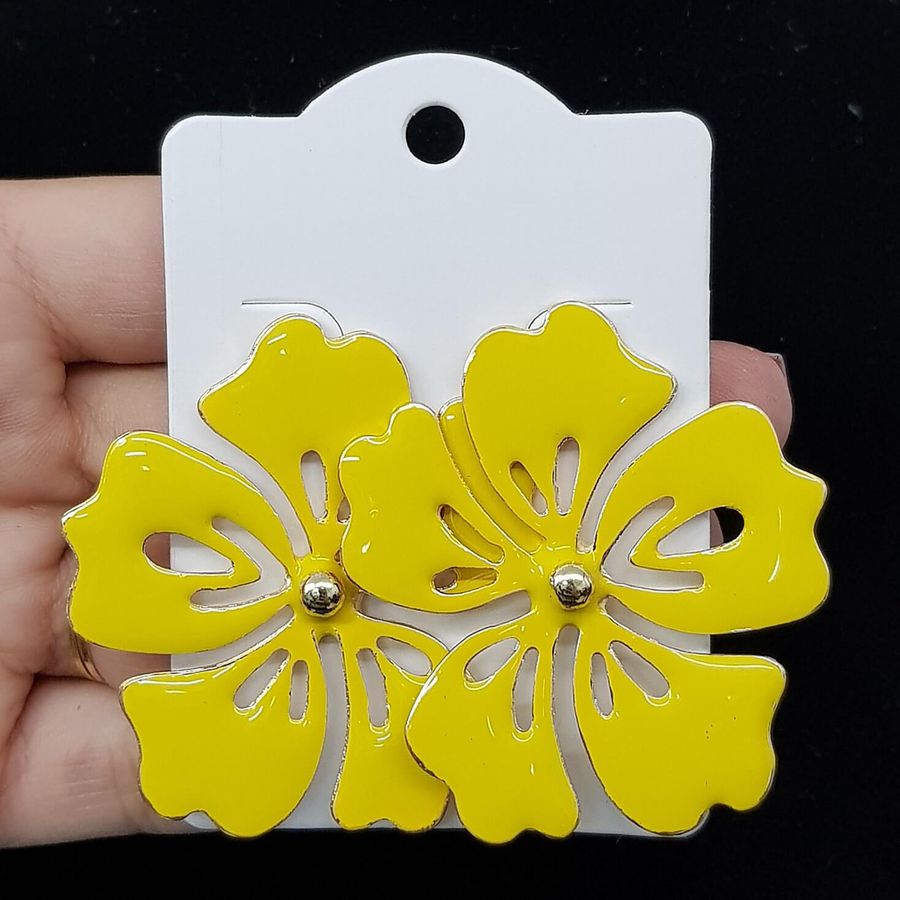 Brinco Folheado Flor Do Verão Esmaltado Dourado Amarelo