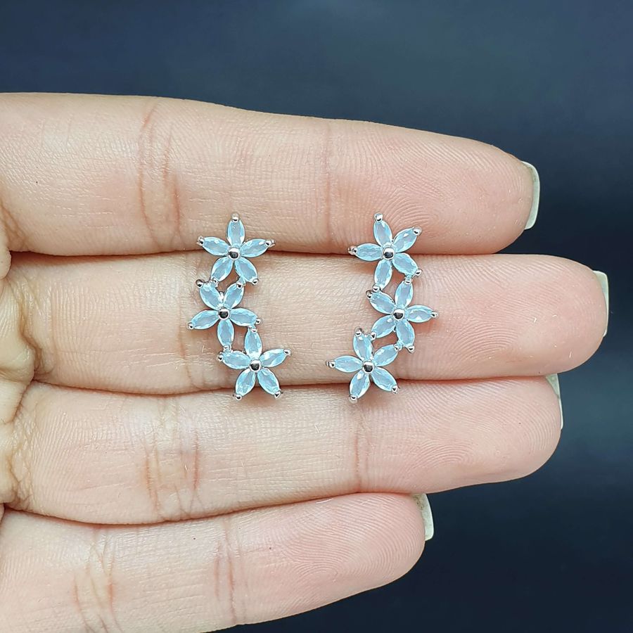 Brinco Semi Joia Florzinha Ródio Azul 