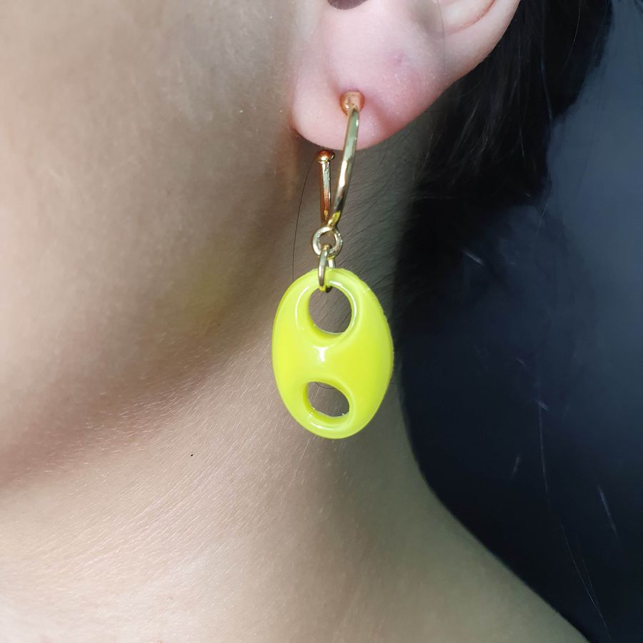 Argola Folheada Dourada Amarelo 