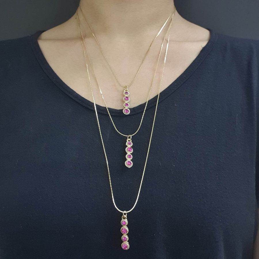 Colar Triplo Dourado Rosa 