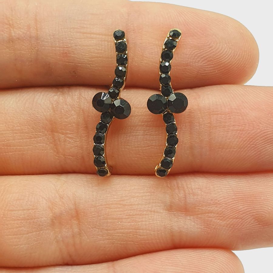 Brinco Ear Hook Dourado Preto 