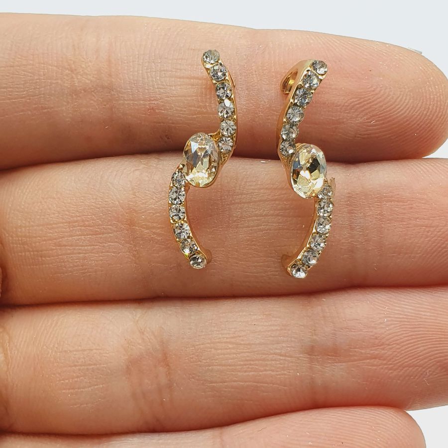Brinco Ear Hook Dourado Champanhe 