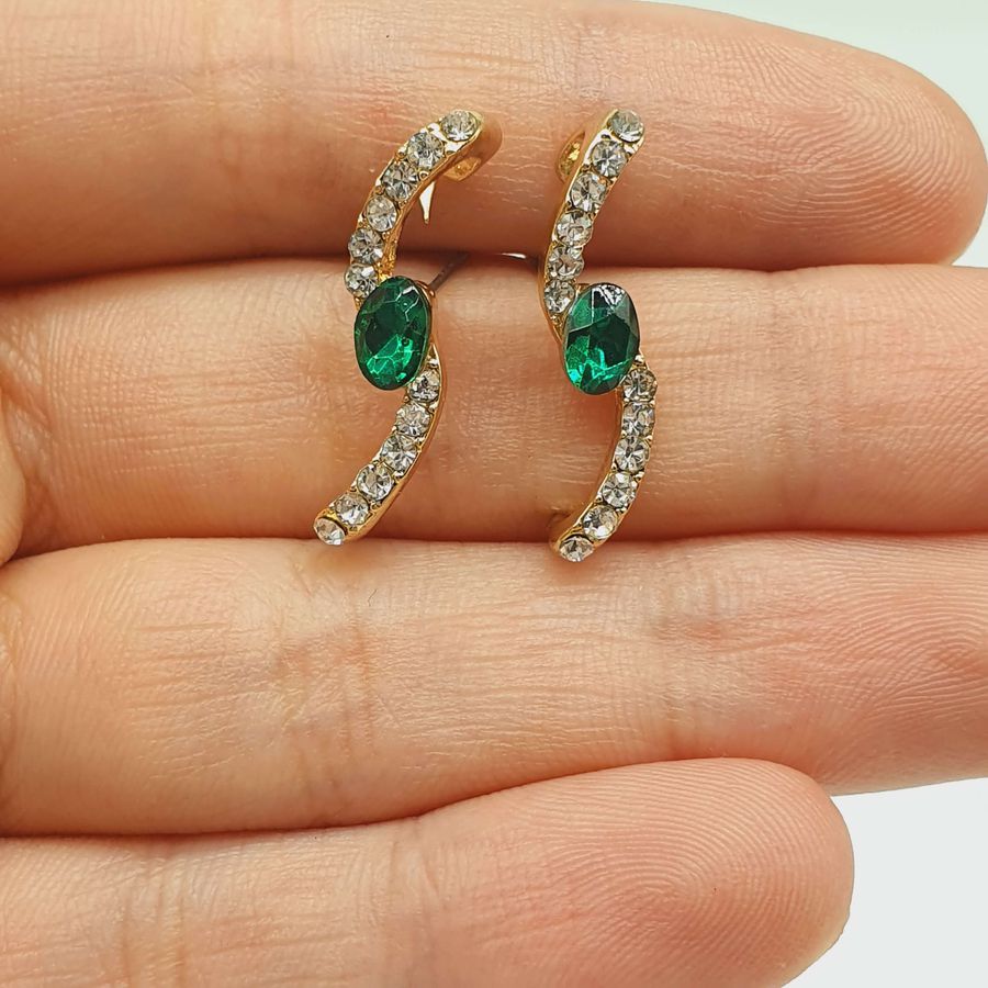 Brinco Ear Hook Dourado Verde 