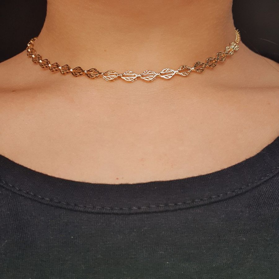 Colar Dourado Folhas 