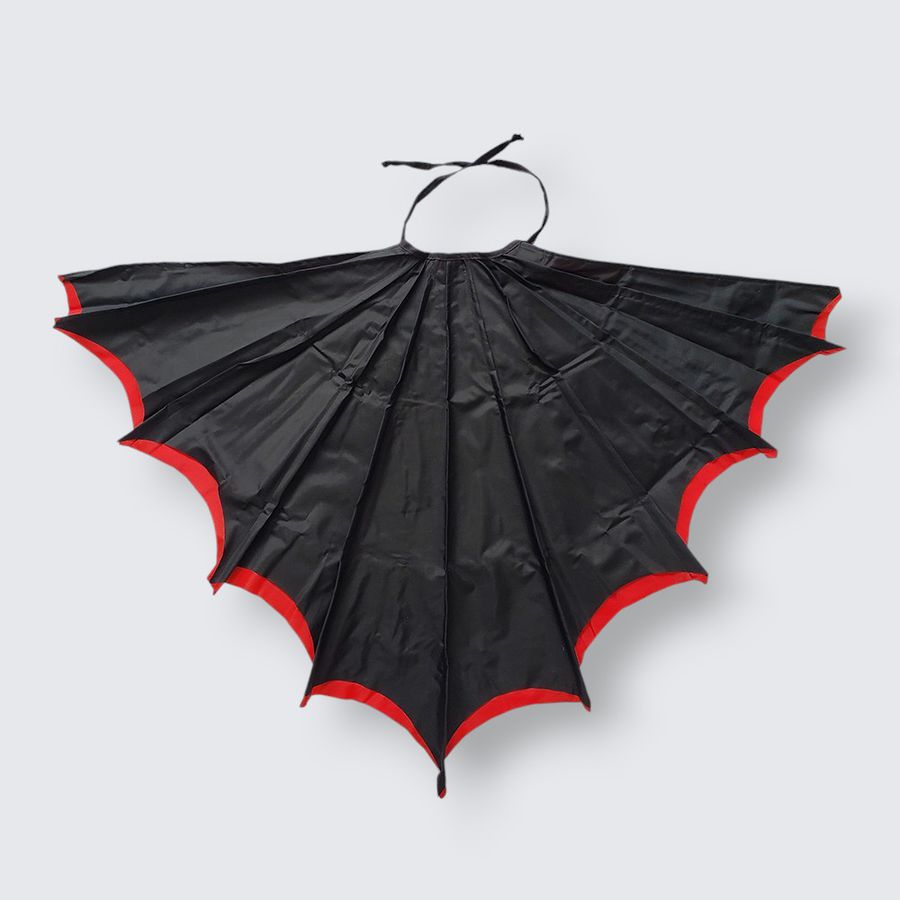 Fantasia asa morcego preto e vermelho
