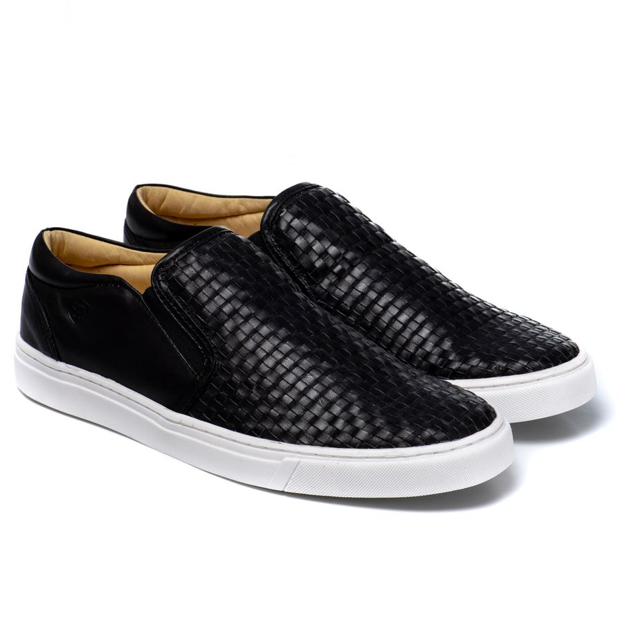 Sapato preto outlet sola branca