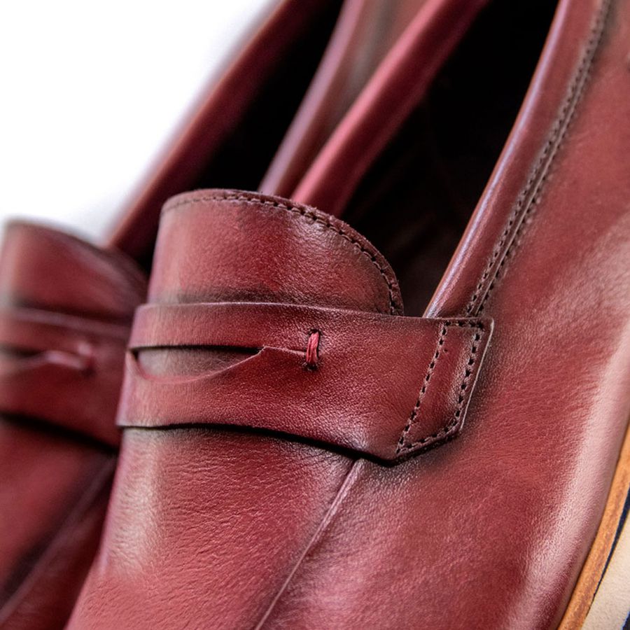Sapato bordo 2025